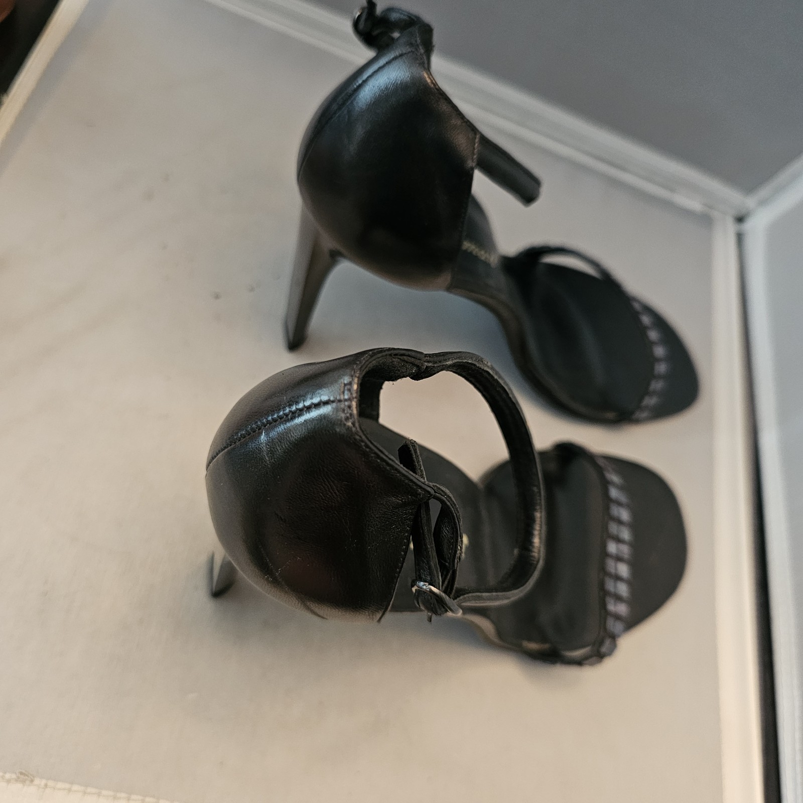 Delman Made in Spain Size 10.5 M Black Open Toe 4″ High Heels, See Pics for Cond