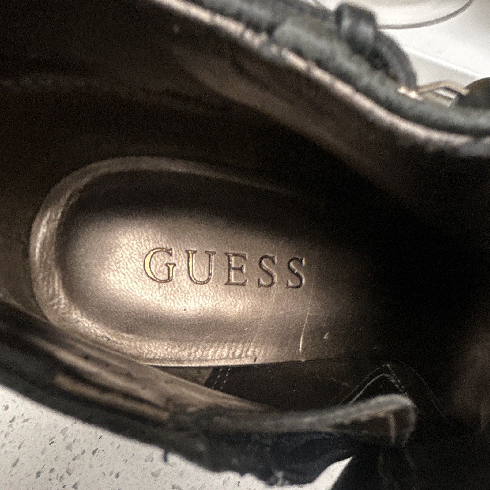 GUESS Womens Black Leather Ankle Bootie Round Toe Zip Buckle Logo 7M