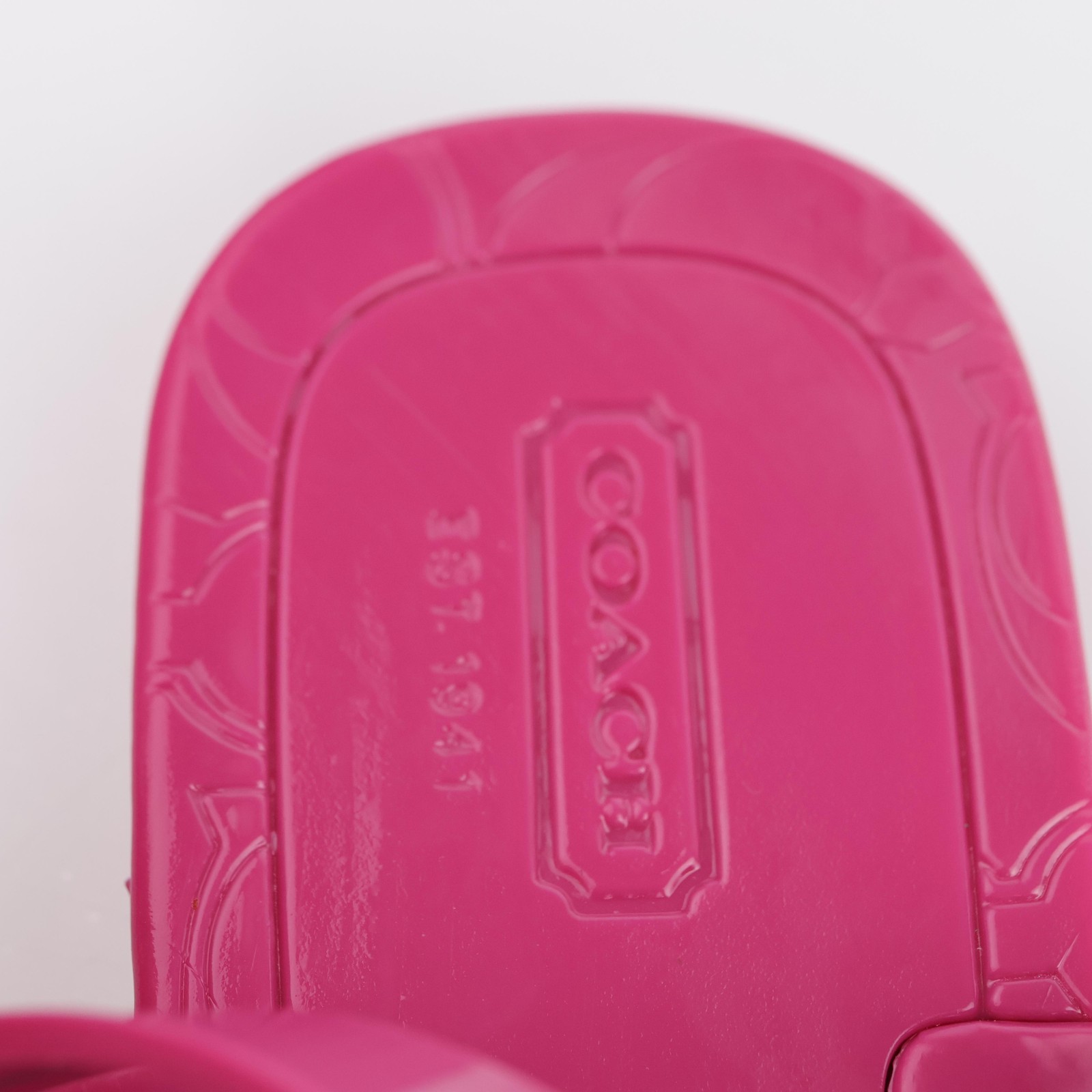 Coach Womens Pier Sandals Size 7 Hot Pink PVC Jelly Thong Ankle Strap Turnlock