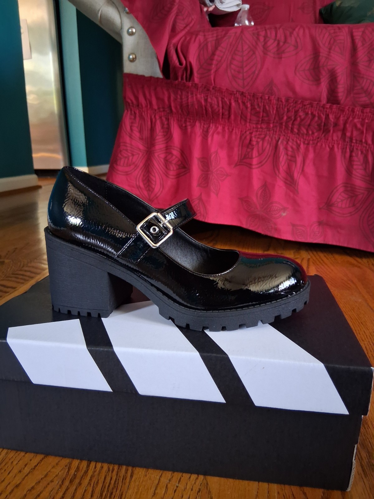 Dirty Laundry Women’s Black Patent Leather Mary Jane Buckle Strap Heel 6.5