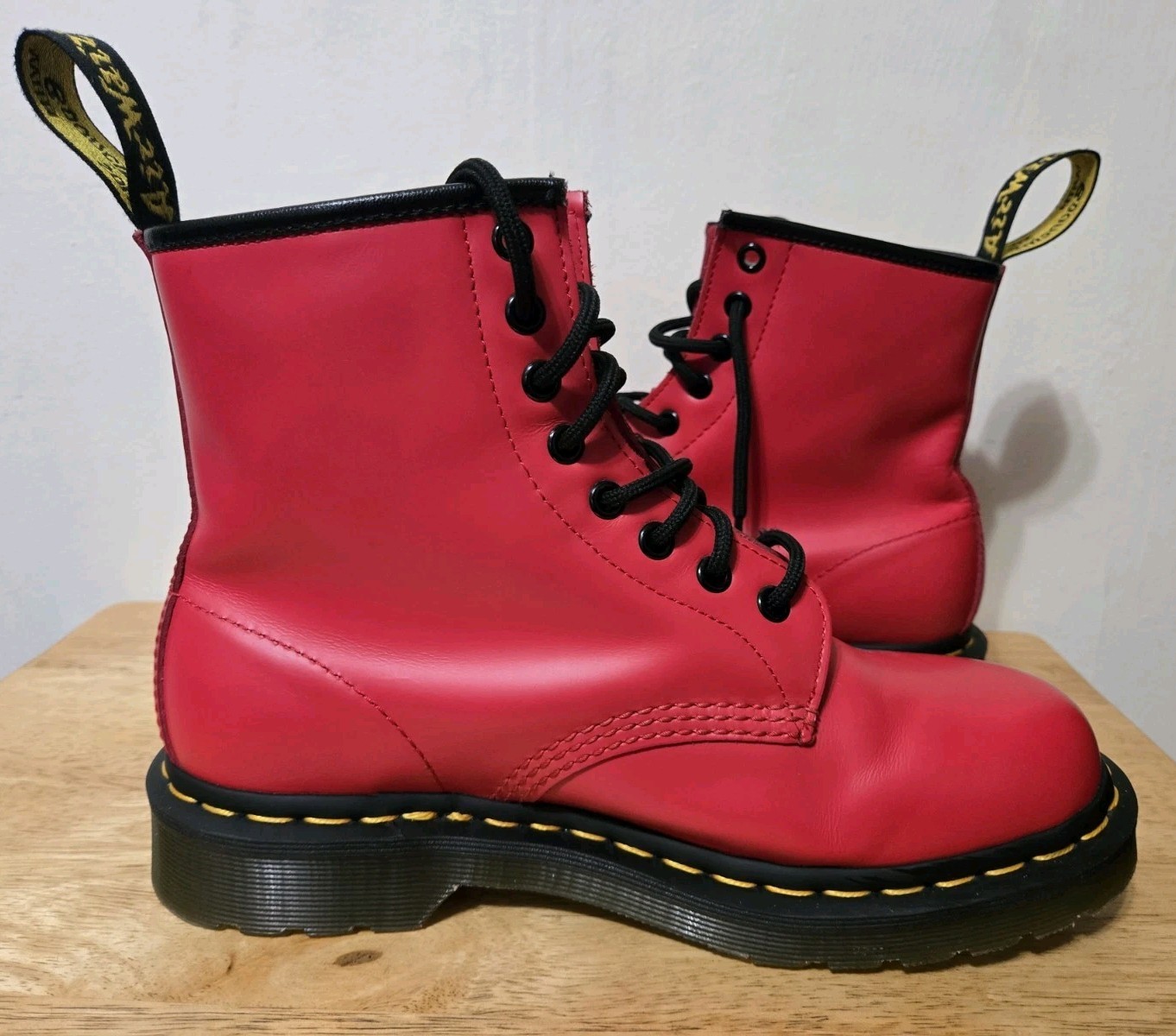 Dr. Martens Smooth Red 1460 Boots Women’s Sz 8 EU 39 Excellent Cond. Doc Martens