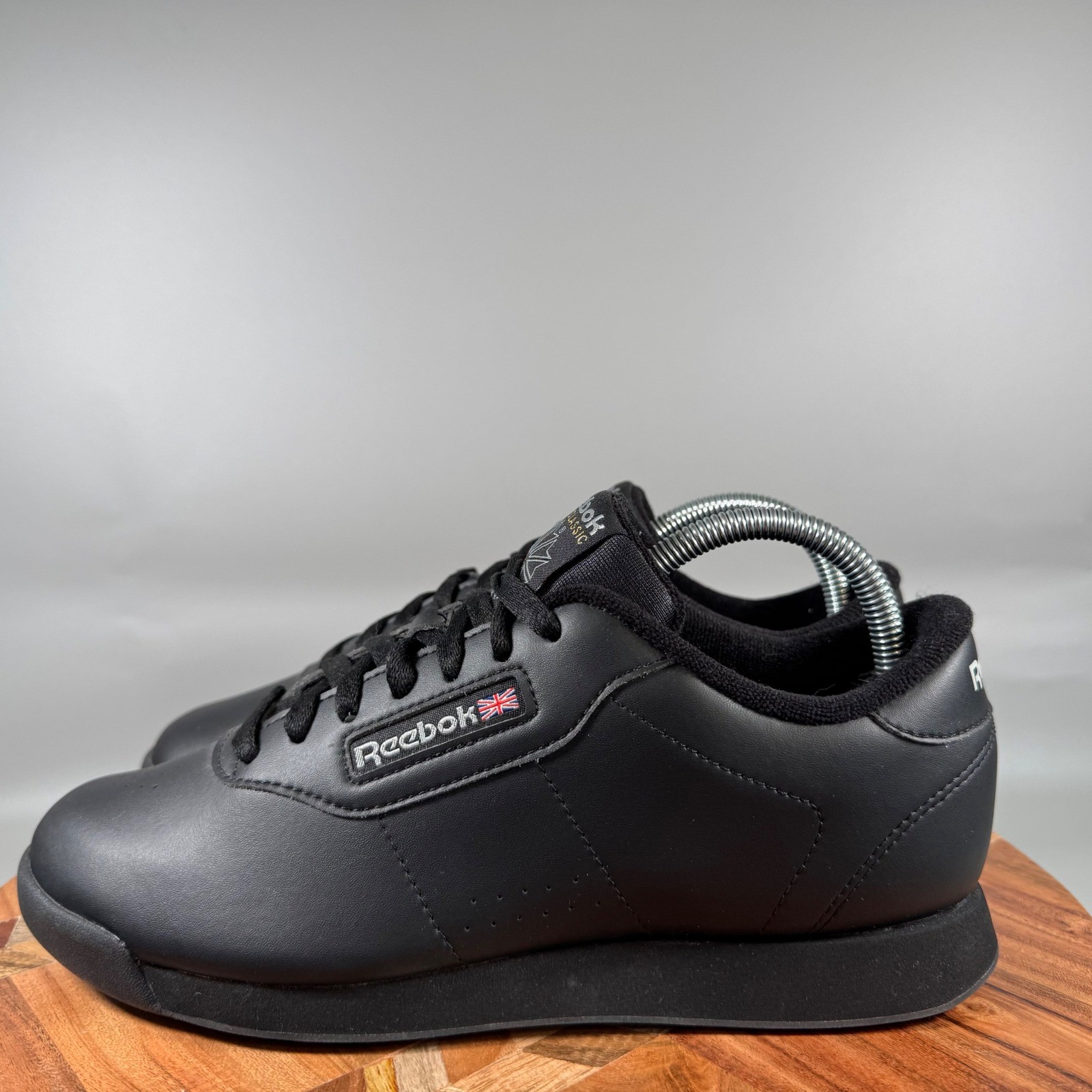 Reebok Classic Princess Womens 9 Black Synthetic Leather Sneakers 1000200037