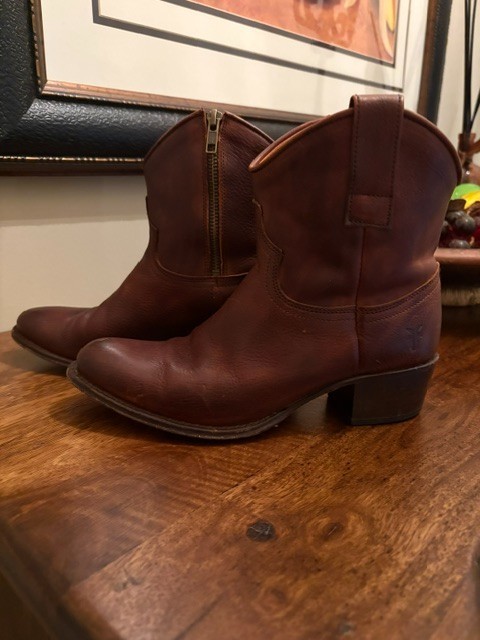 Frye ankle cowboy boot 6.5 made in Spain