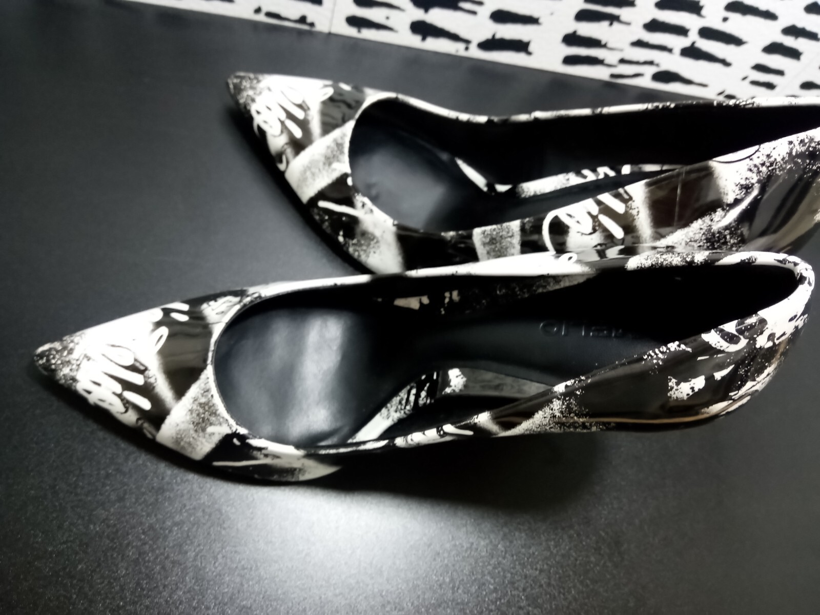 D’Amelio Footwear Karyenaa Graffiti Print Patent Pumps Size 9M