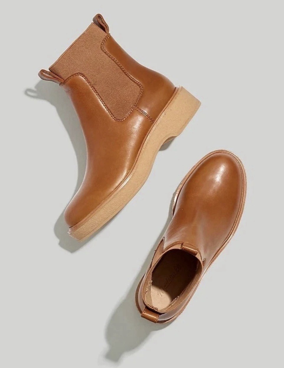 Madewell The Camryn Chelsea Boot in Leather in English Saddle Size 8
