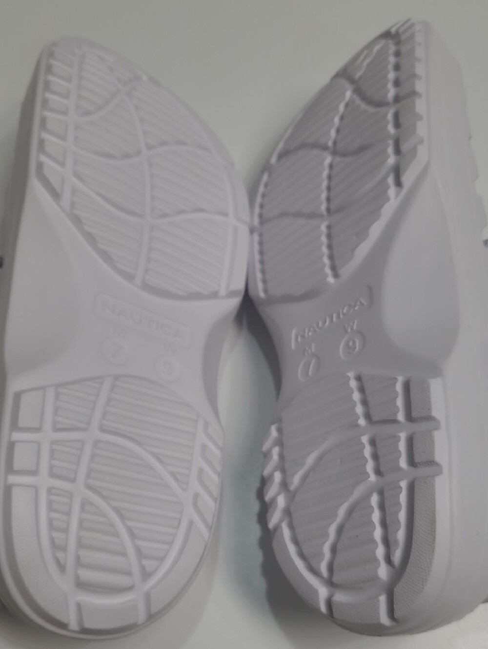 Nautica River Edge Unisex White Ventilated Water Clogs – Size 9-Women 7-Men