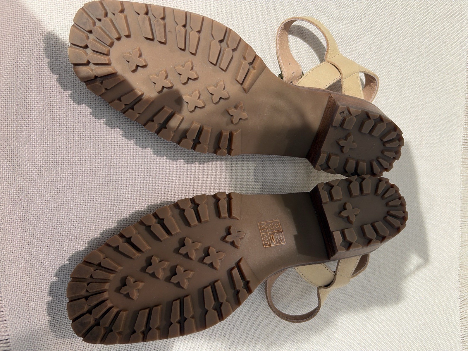 Madewell Claudie Lugsole Mary Jane Heels US 6.5 Beige Leather EUC