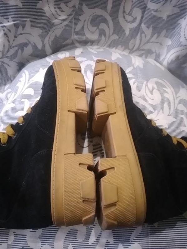 women white sand boots black suede 37
