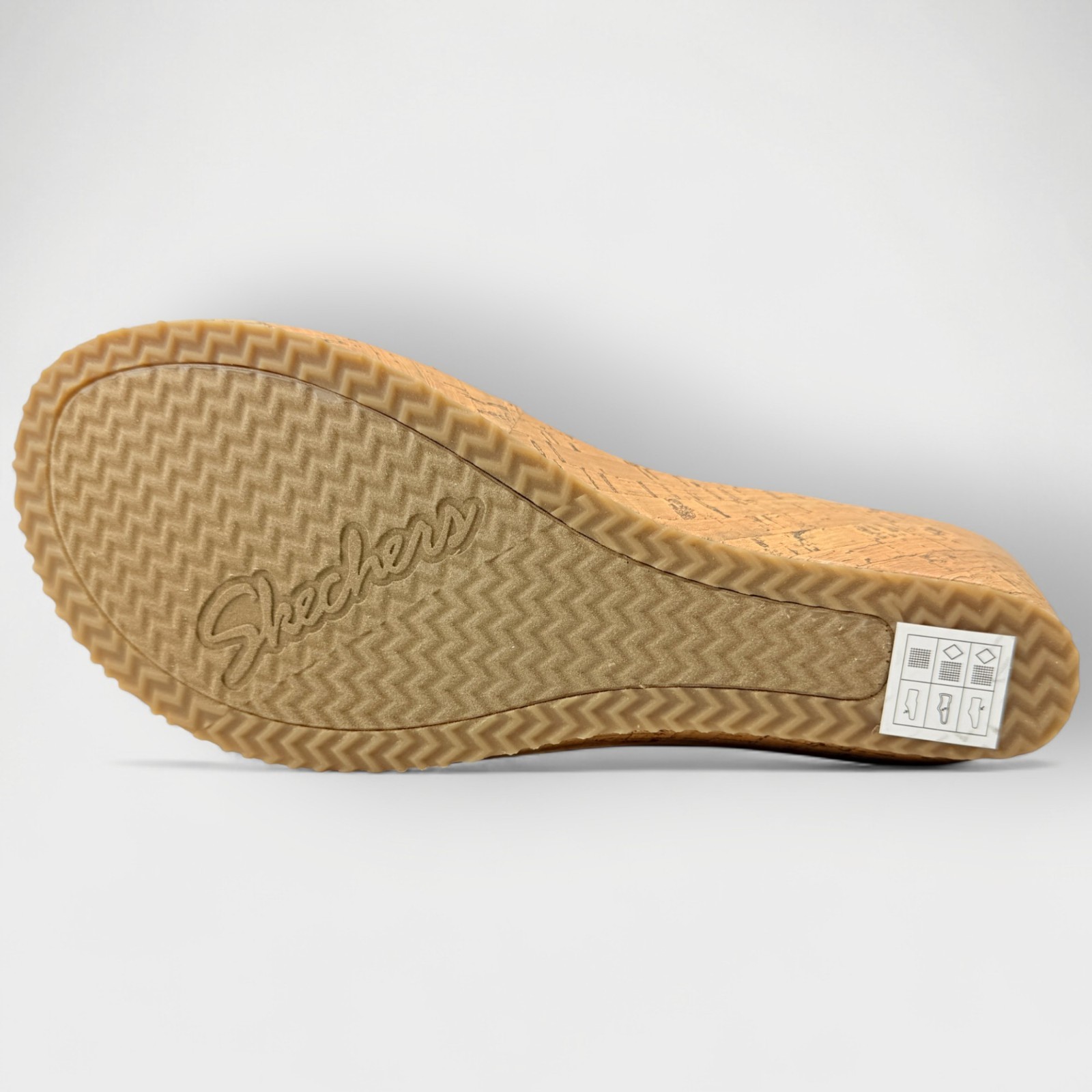 Skechers Beverlee Timeless Touch Wedge Sandal Women 11 Taupe Luxe Foam NWT