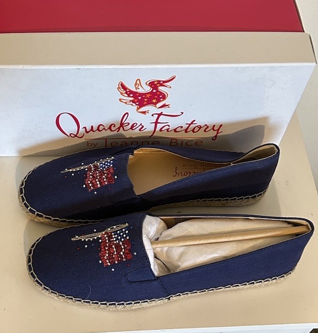 Quacker Factory Navy Blue Rhinestone American Flag Fenla Espadrille Flat 8M NEW