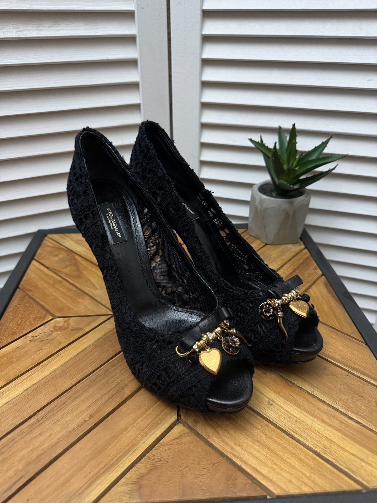 Dolce gabbana black lace and mesh embellished peep toe pumps