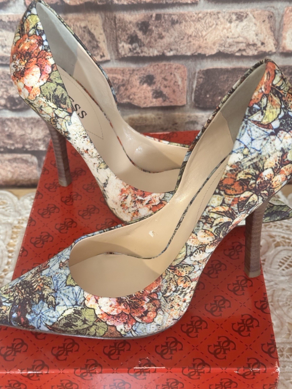 GUESS Women’s Carrie Style High Heels – Never Worn 8.5M