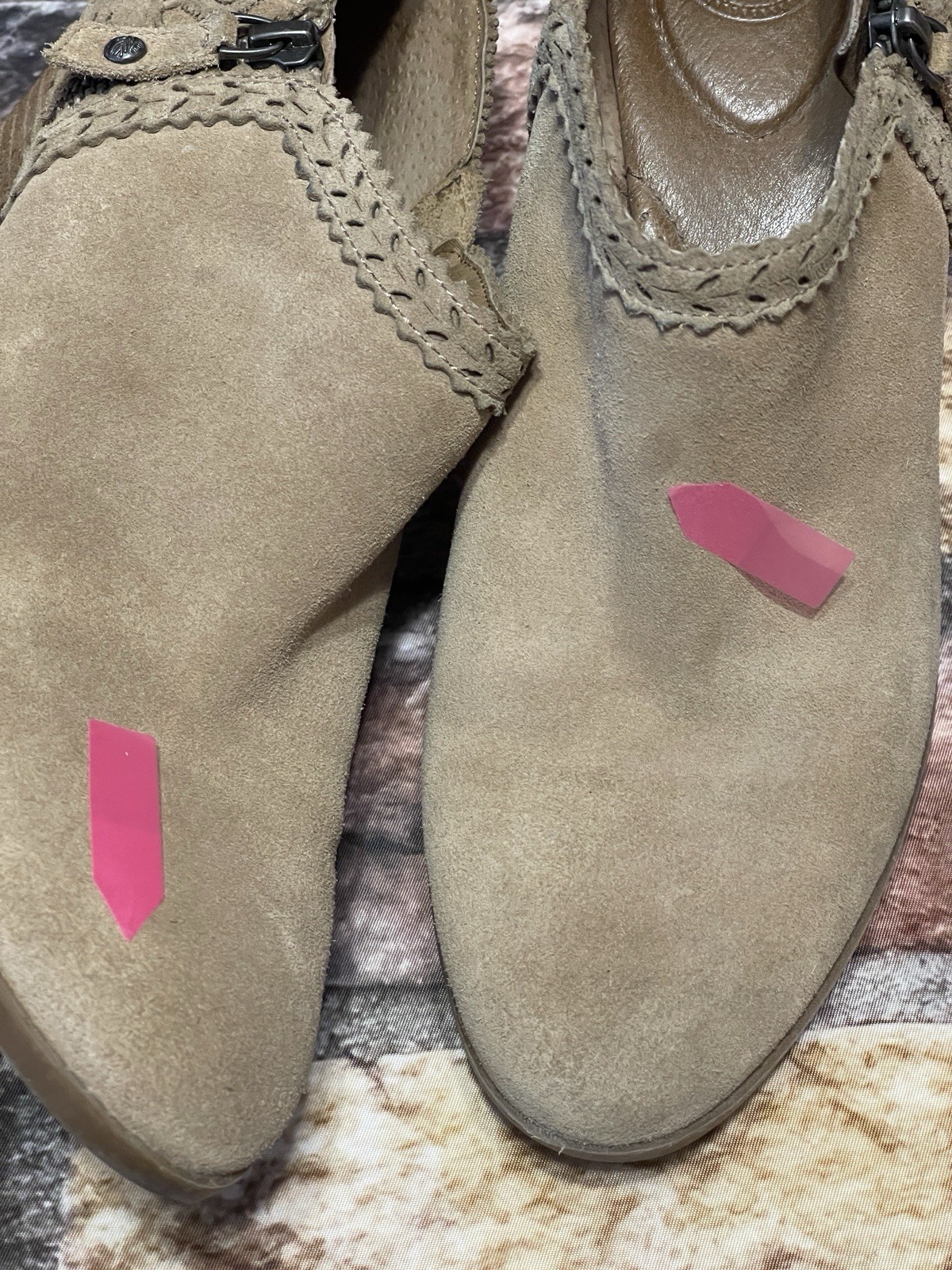 Nurture By Lamaze Suede Ankle Booties Cutout Leaves Scalloped Edging Tan Size 9