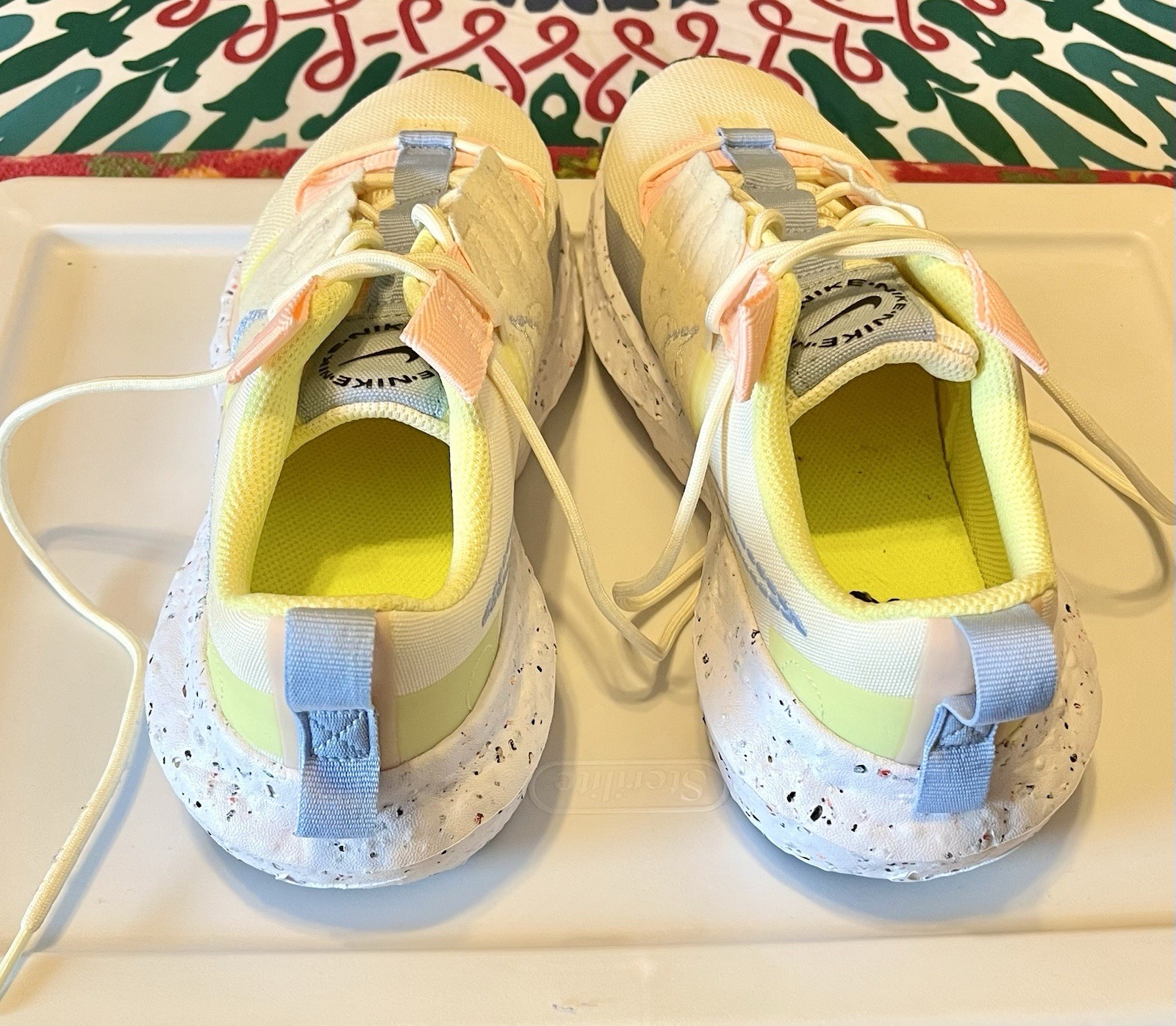 Nike Crater Impact Cashmere Lime Ice Woman’s 7.5 Shoe Sneaker Excellent