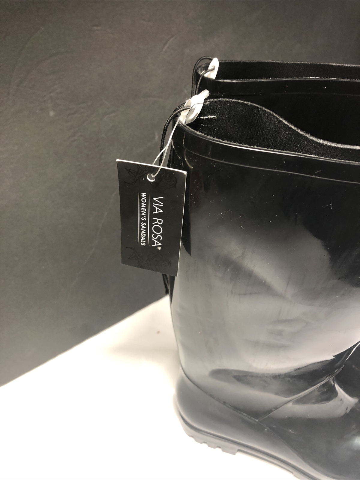 Via Rosa Women’s Basic Rain Boot Black Size 7 NWT