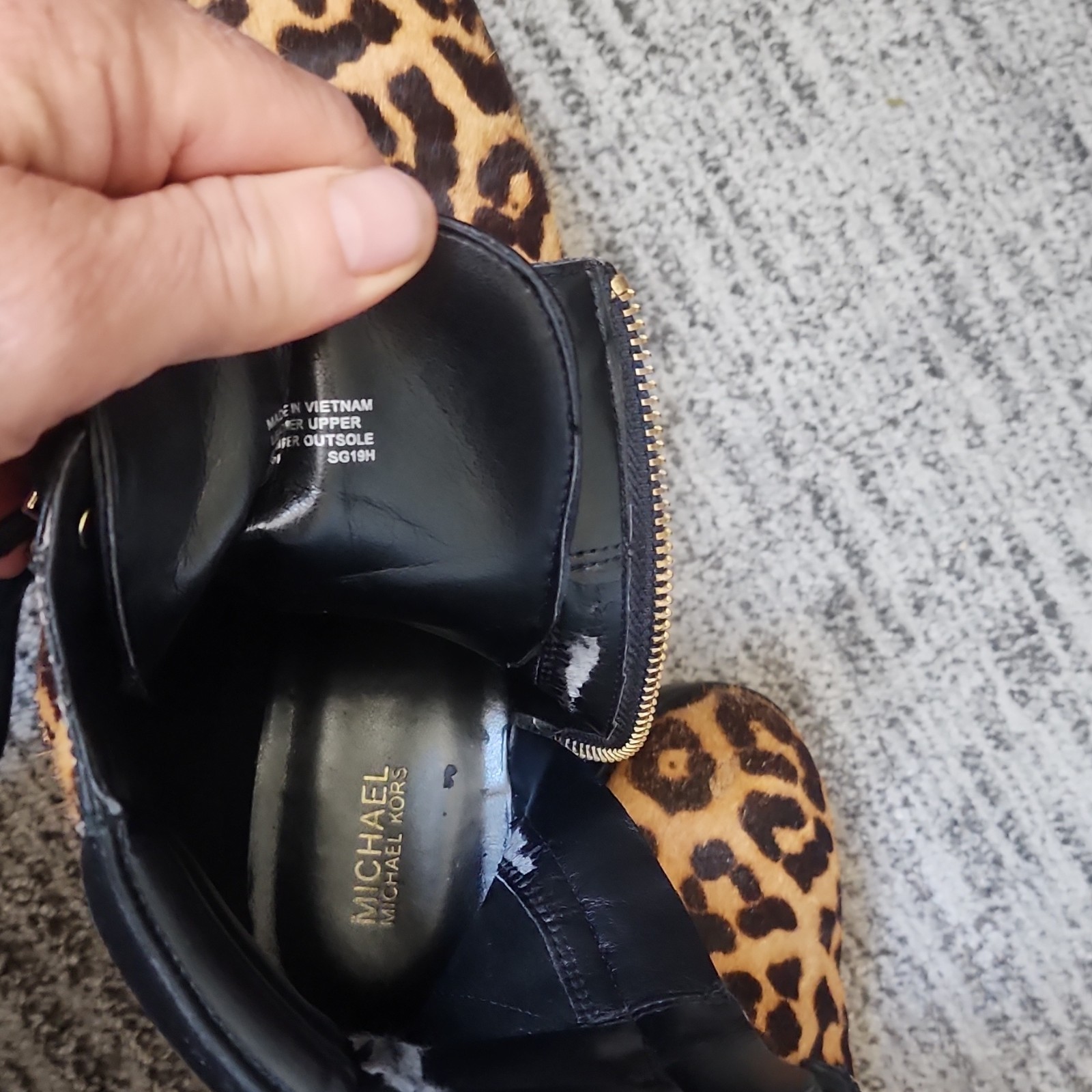Michael Kors Animal Print Lace-Up Ankle Combat Boots Zipper Lug Sole 7.5M