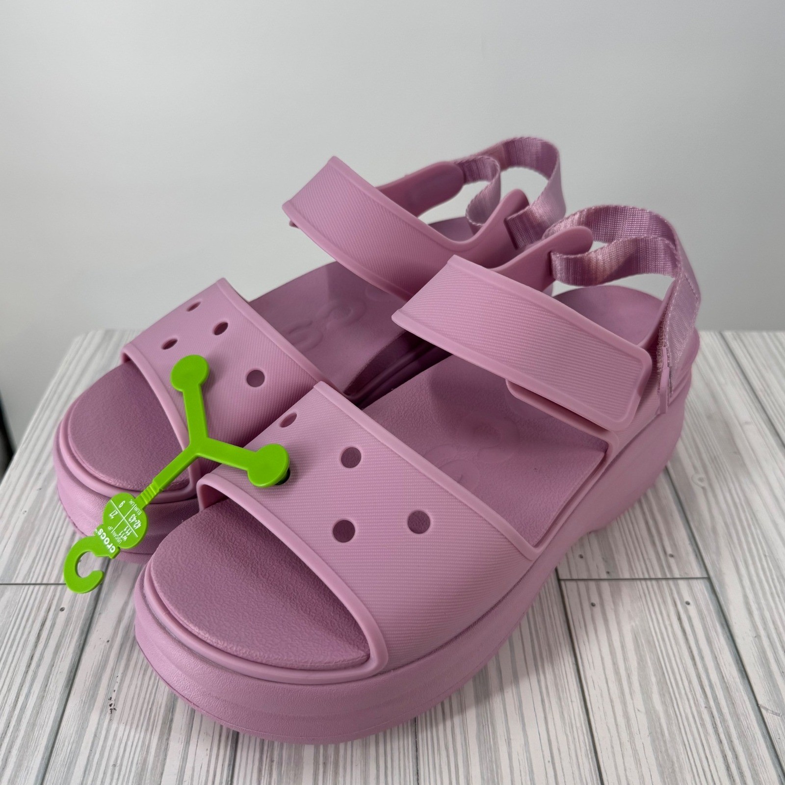 Crocs Soho Y Strap Sandal Hydrangea Pink Purple Platform Sandals Women’s Size 11