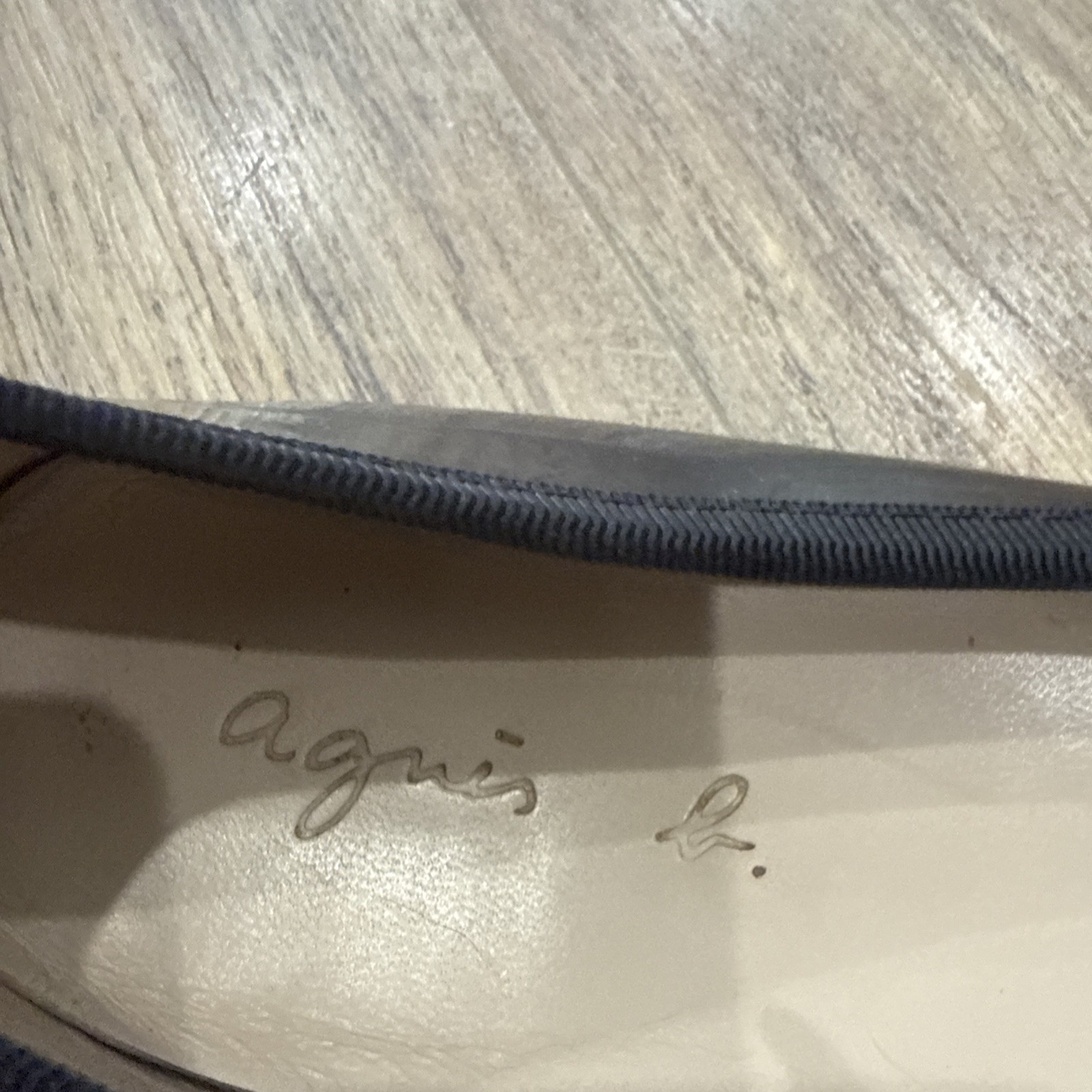 Agnes B. BALLET FLATS-BLACK COLOR-PATENT SHINY LEATHER-FRONT BOW-SZ 40-USED