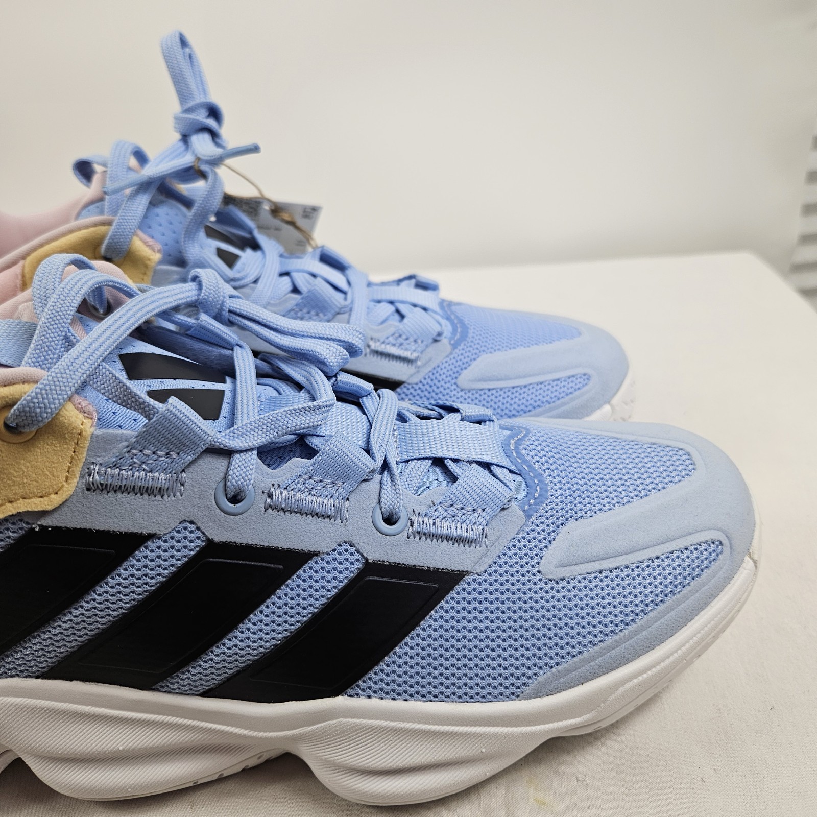 adidas Courtstabil Volleyball Shoes Women’s Size 9