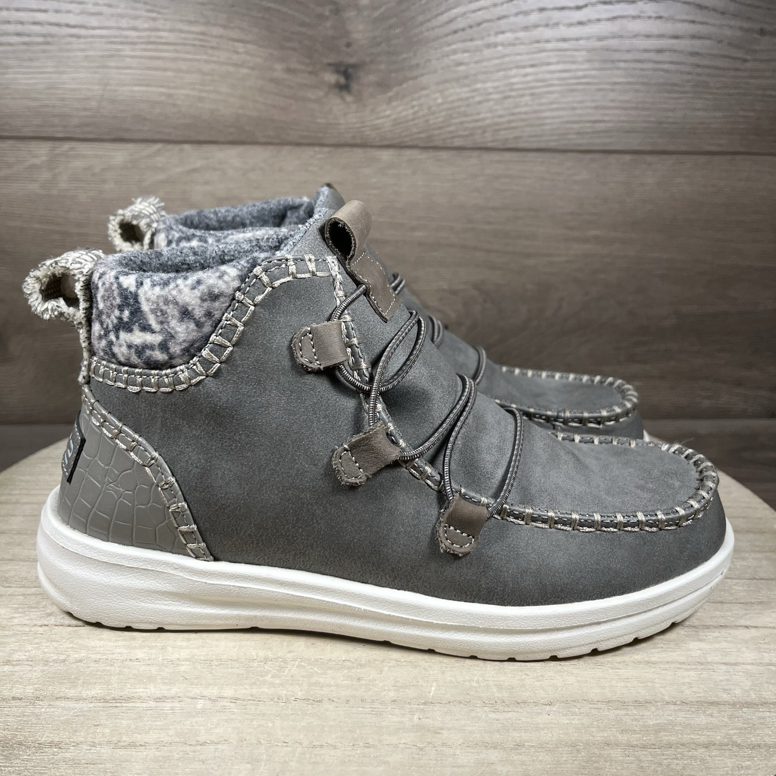 Hey Dude Eloise Recycled Leather Granite Grey Shoes Boots Womens Size 7