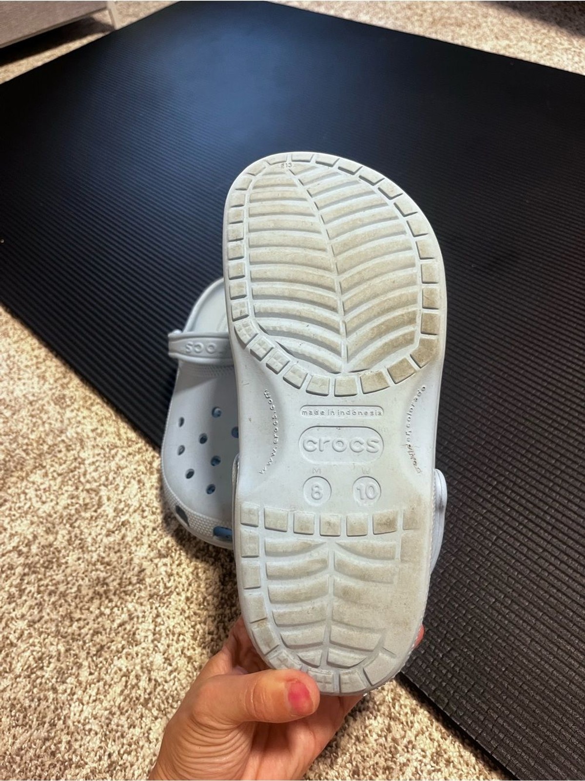 Crocs Classic Clogs Light Blue Unisex Comfort Slip On Shoes Women’s 10 Men’s 8