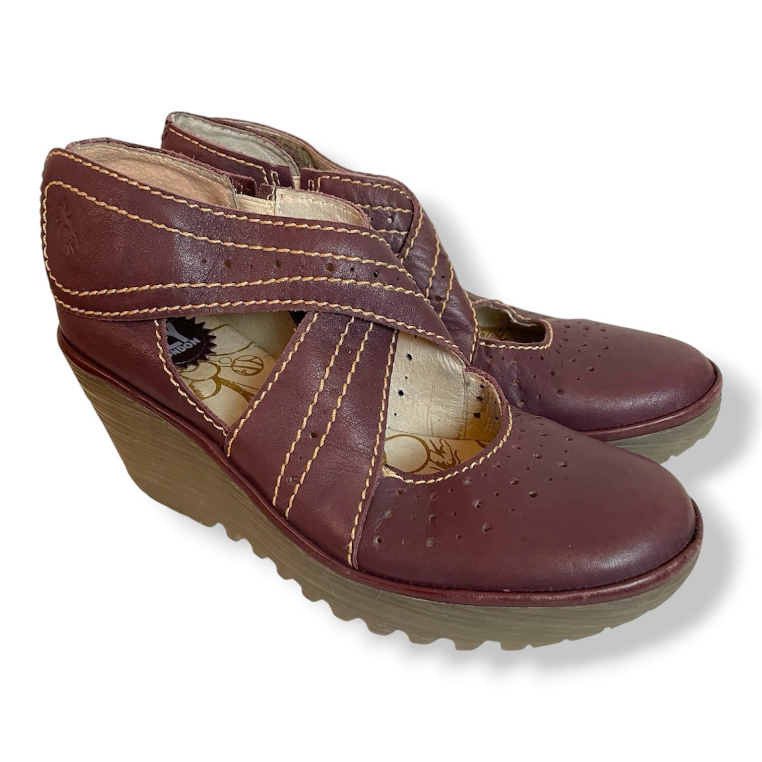Fly London 39 Size 8.5 Yepe Wedge Pumps Shoes Dusty Plum Purple Leather