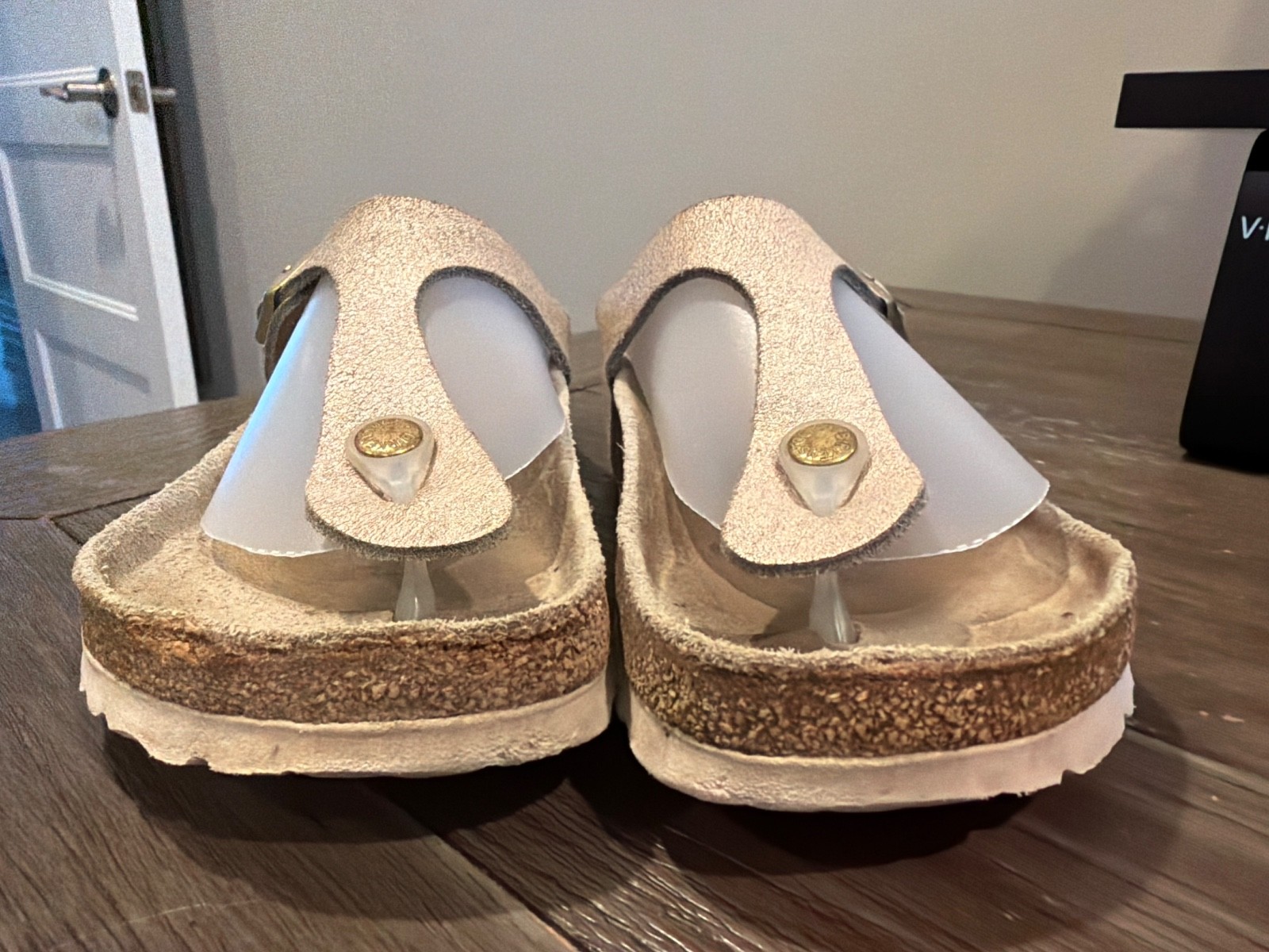 BIRKENSTOCK Gizeh Metallic Beige Tan Thong Sandals Women`s EU 36 US 5 – 5.5