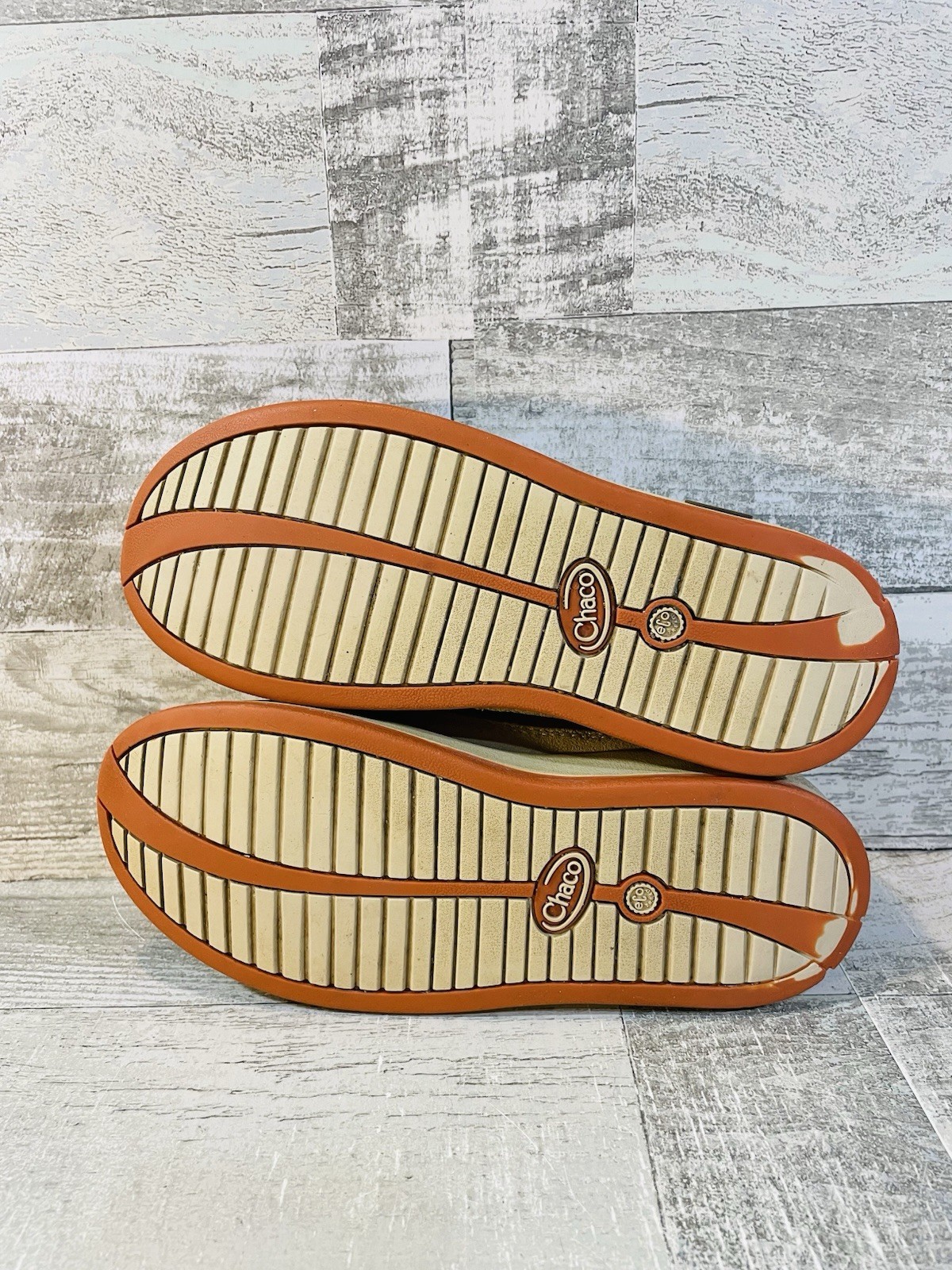 CHACO Velleda Incense Beige Suede Comfort Sneaker J103156 Women US 6