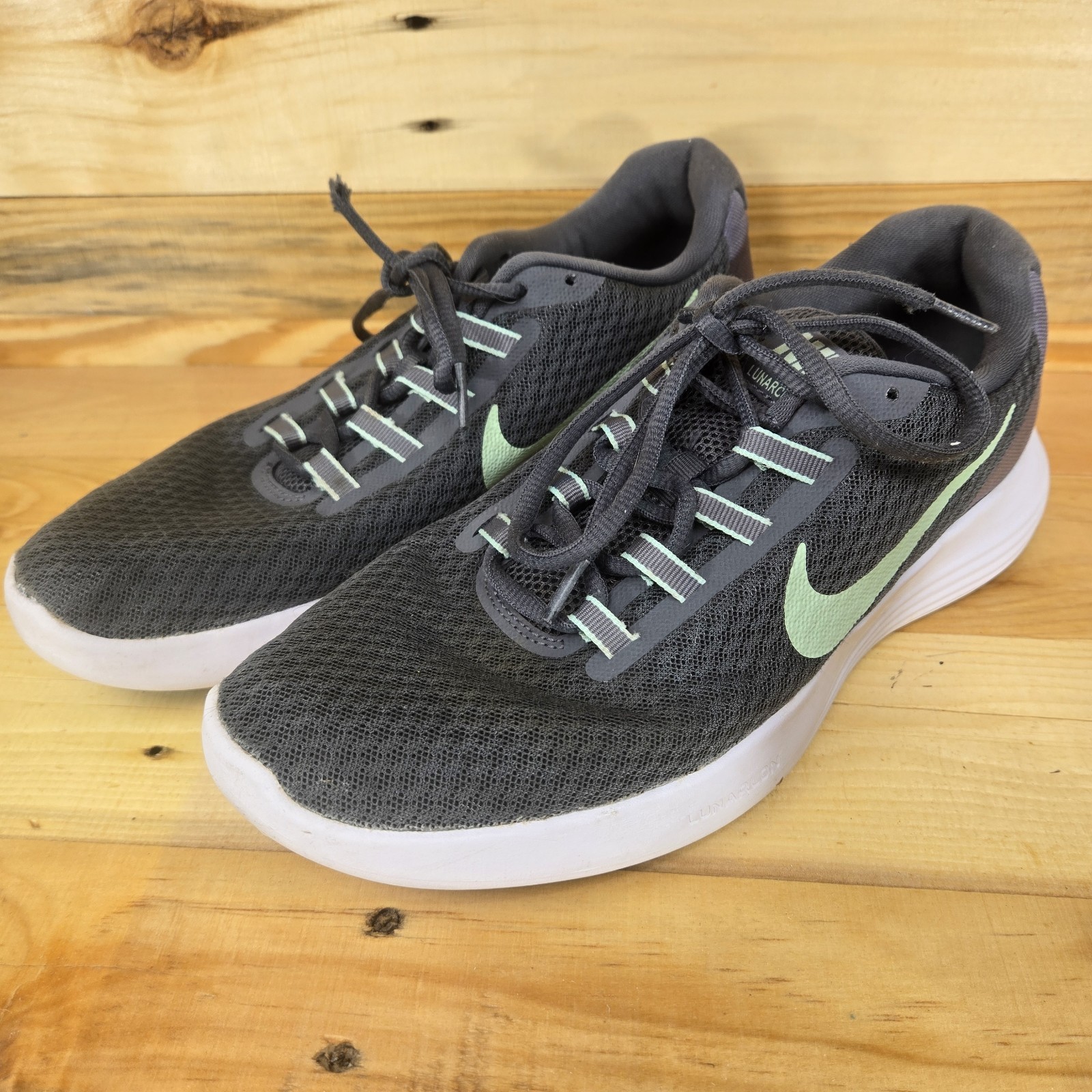 Nike Lunar Converge Women’s Running Shoes Size 9.5 Dark Gray Cool Mint Workout