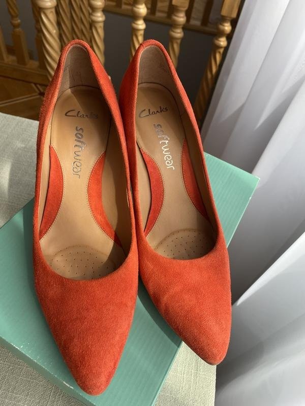 ladies clarks heels orange suede 37.5