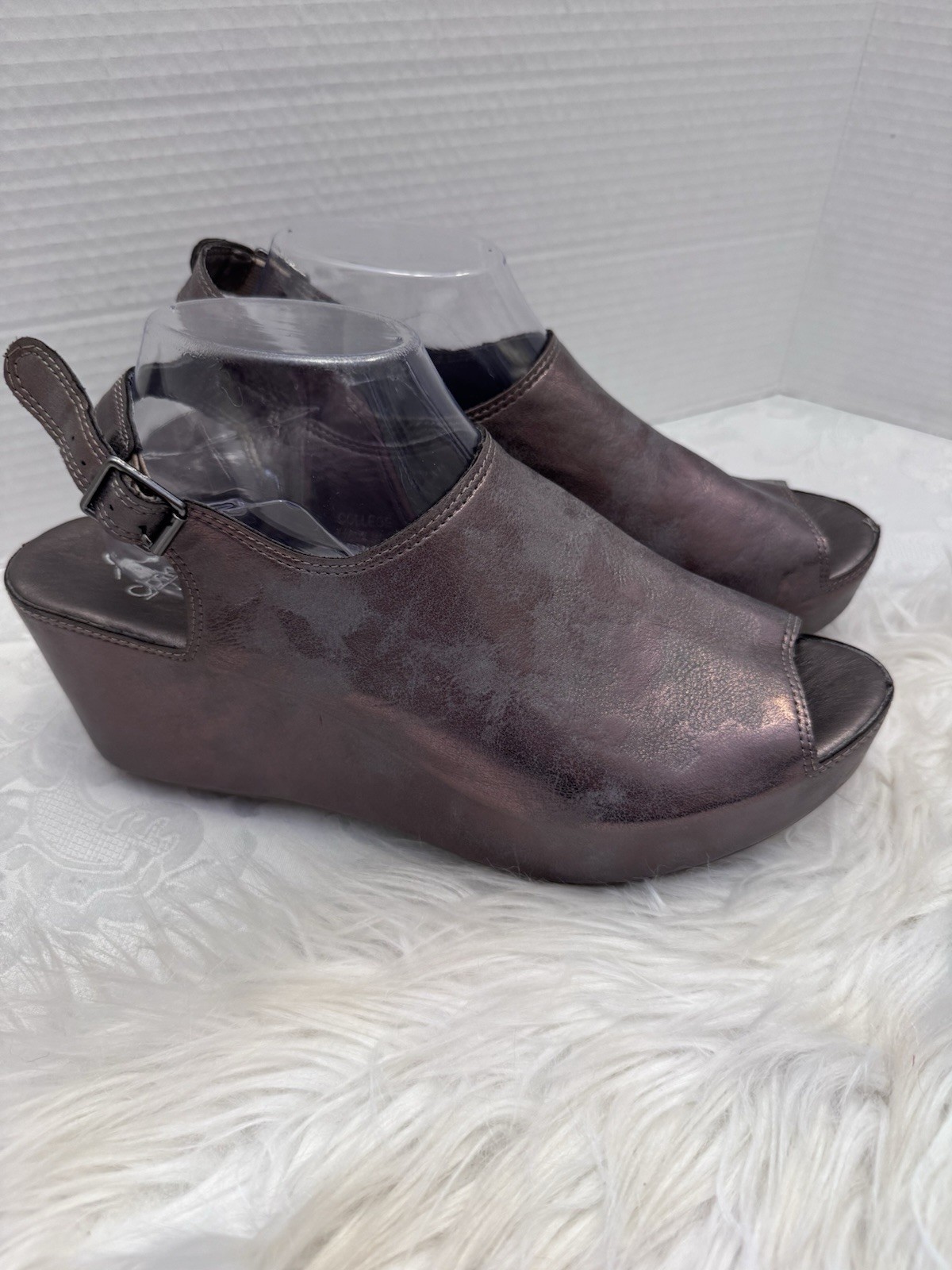 Corkys Sz 11 College Pewter Metallic Wrapped Wedge Comfort Shoe Peep Toe Sandal