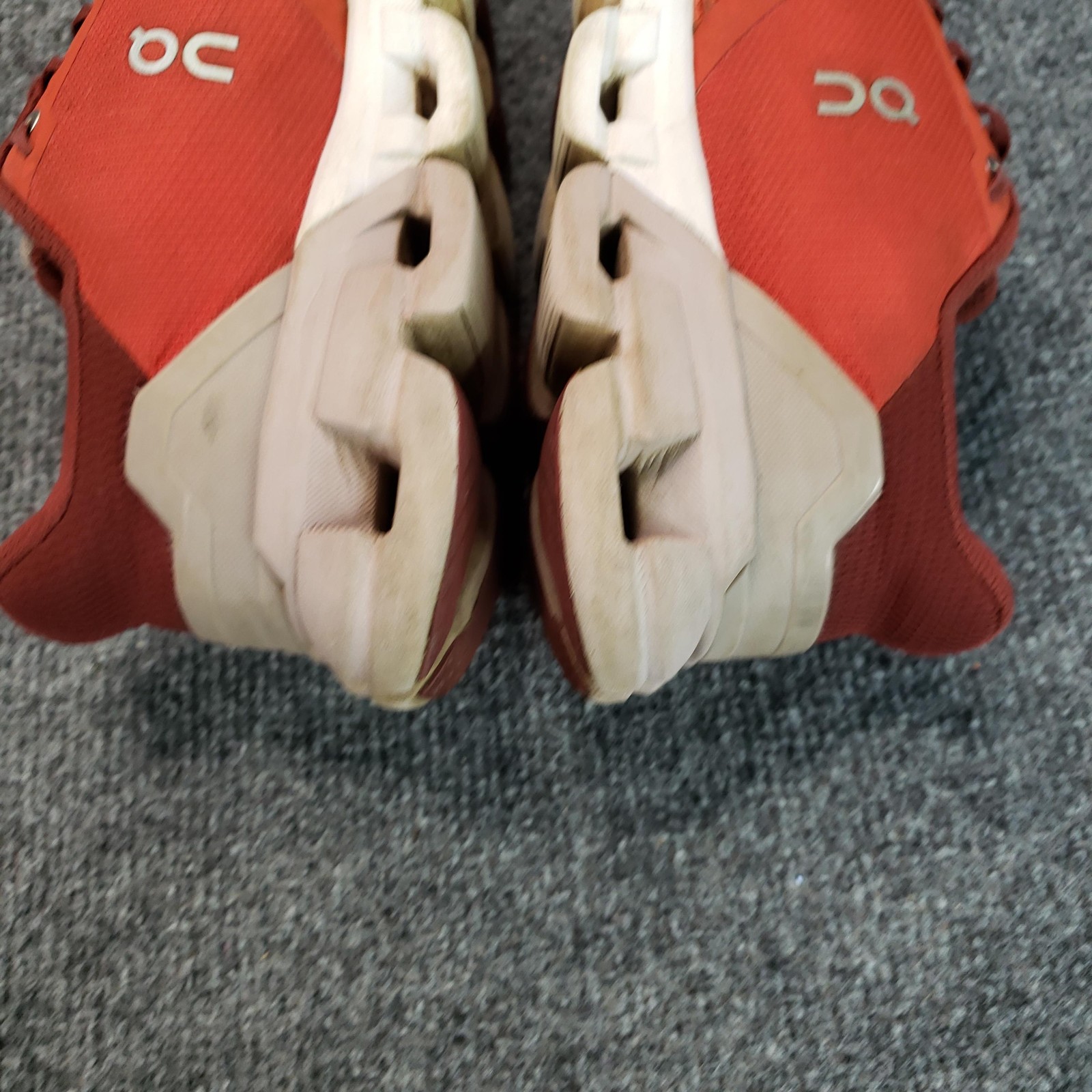 On Cloud Cloudflyer Shoes Womens Size 8 Orange Running Sneakers Lightweight