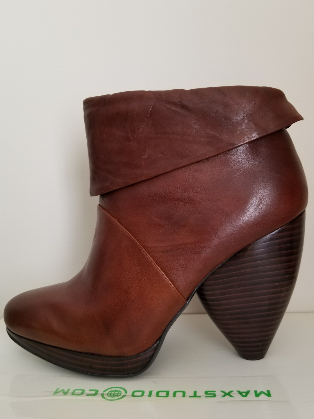 MAX STUDIO UMBERTO COGNAC Leather Unique Heel Ankle Boots US 7.5 I LOVE SHOES