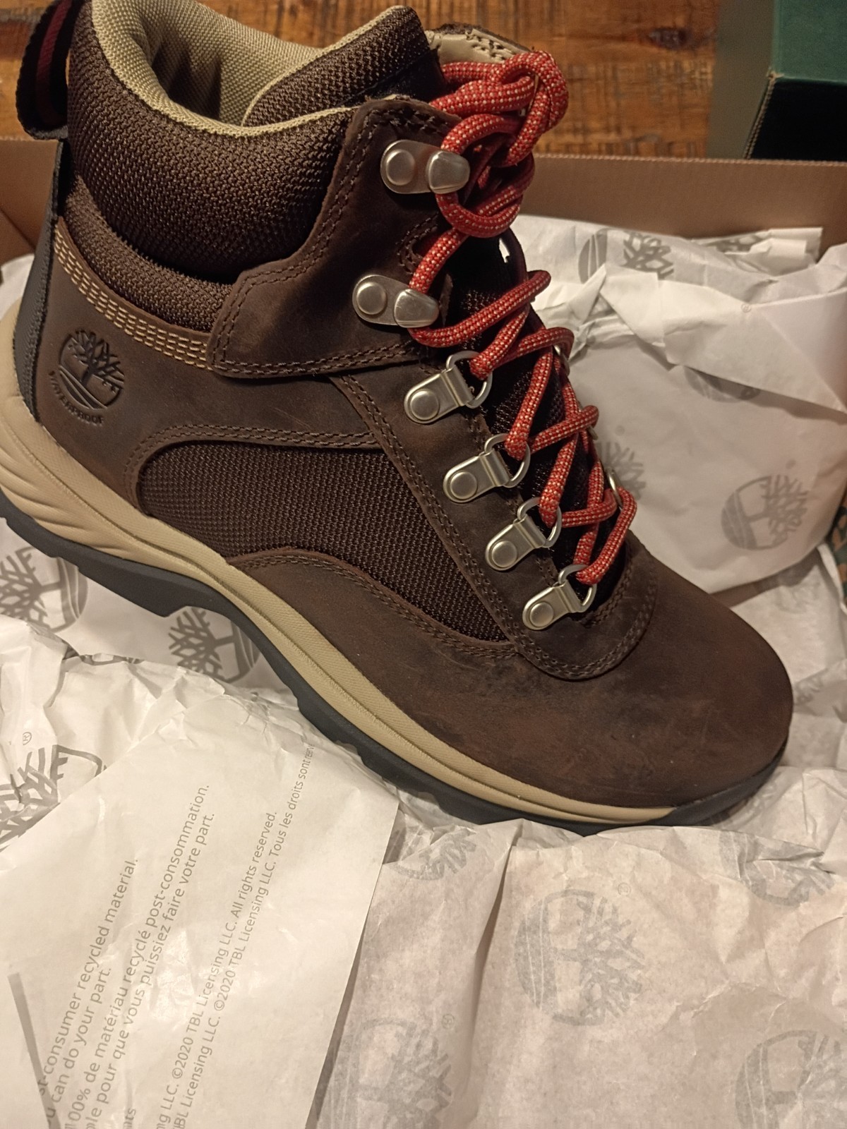 Womens TIMBERLAND WHITE LEDGE WATERPROOF MID Prem choc Leather HIKER Sz 7.5 Wide