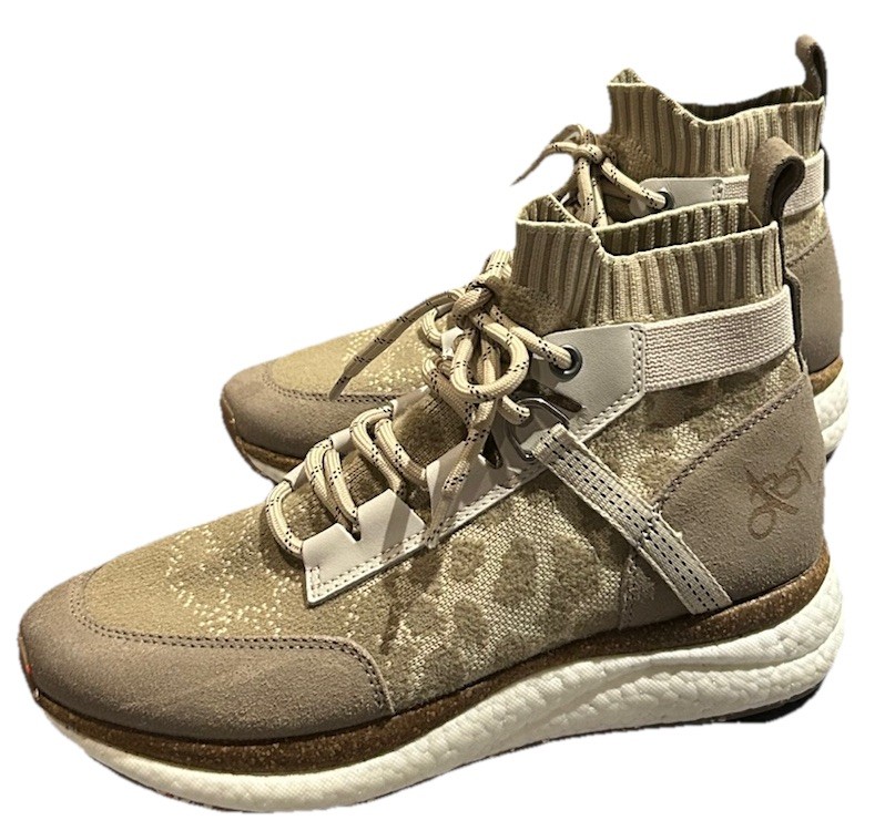 OTBT Hybrid in Chamois Animal Print High Top Comfort Sneakers Womens 37 (6.5)