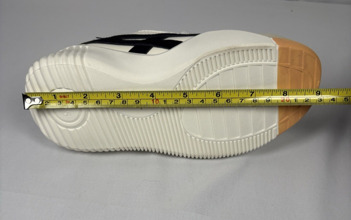 DE FLORENCE Cloudea Retro Comfort Sneakers Beige/White/Black Women’s Size 4 US