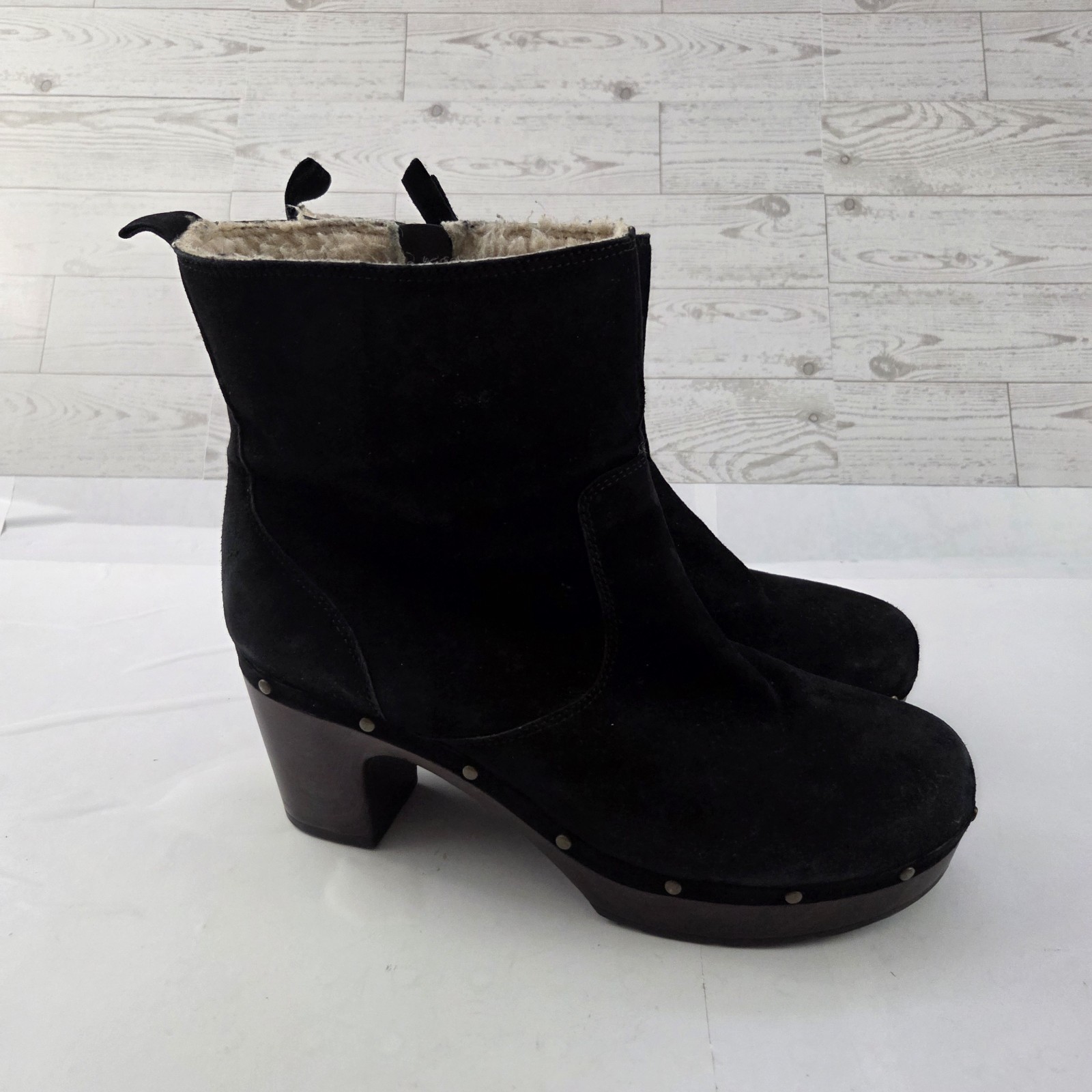 Clarks Boots Womens 11 Black Suede Platform Clog Faux Fur Lined Comfort Booties