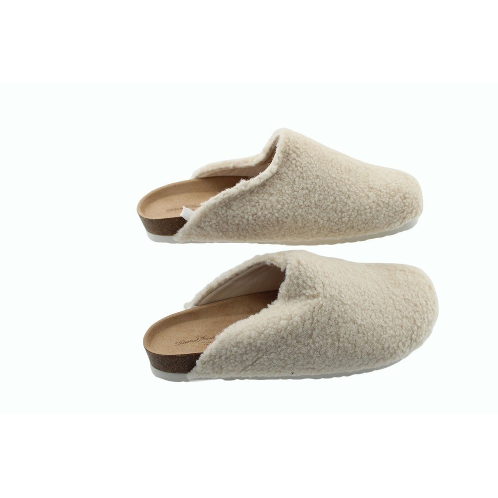 Women Slippers Universal Thread Womens Bev Cream Sherpa Lined Slippers Size 9