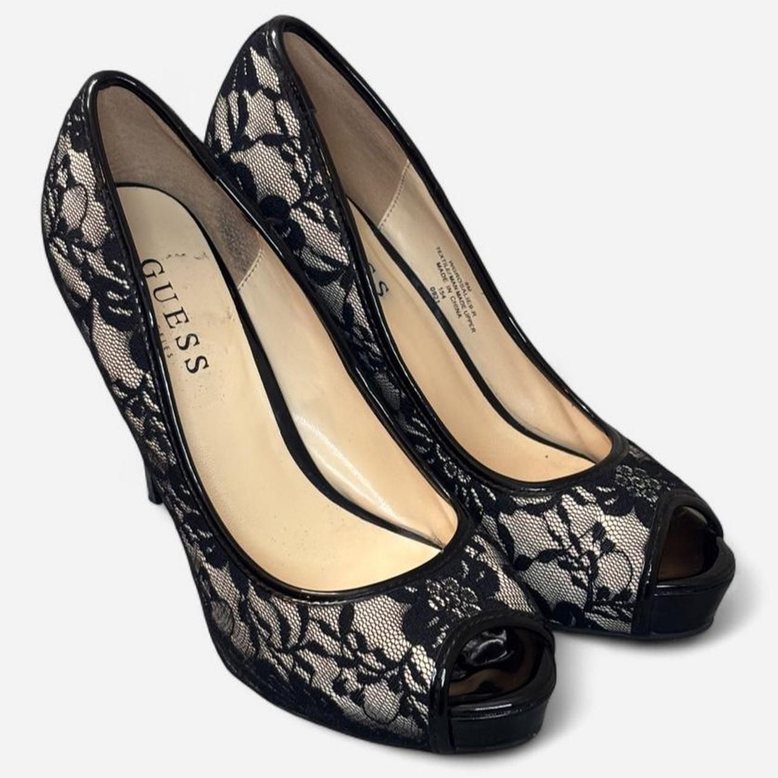 Guess Women’s Black and Blue Courts