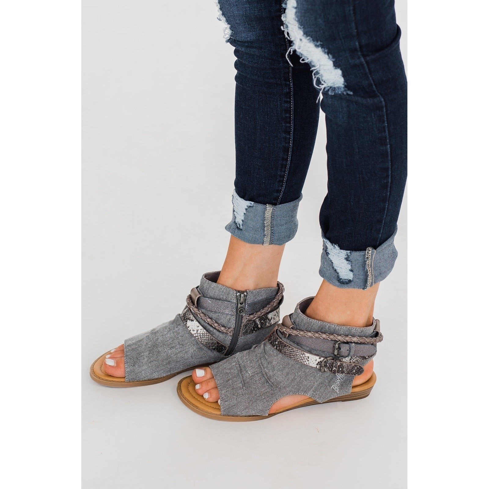 Blowfish Malibu Babie Smokey Grey Canvas Ankle Strap Sandals Womens 7.5