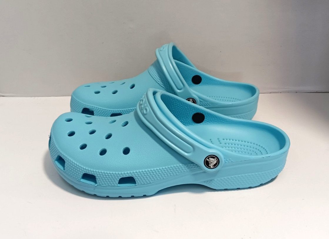 Original Crocs Classic Clog – Turquoise Aqua Blue -8 Men/10 Women- Brand New