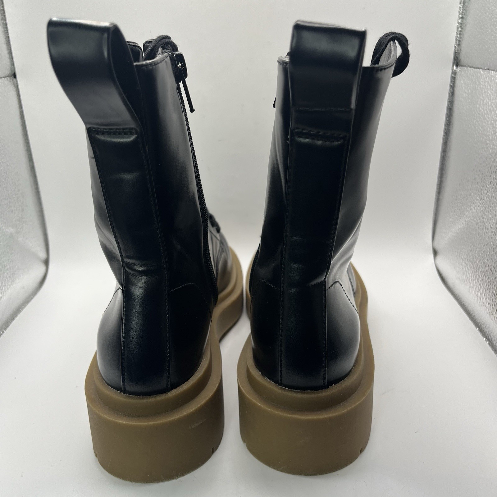 H & M Women’s 7 Combat Boots Black Tan Sole Chunky Lace Up Side Zip
