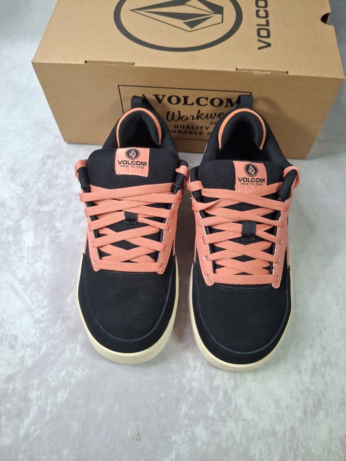 VOLCOM VITALS WOMEN’S SKATE INSPIRED WORK SHOE BOOTS VM30617F Size 5.5 M