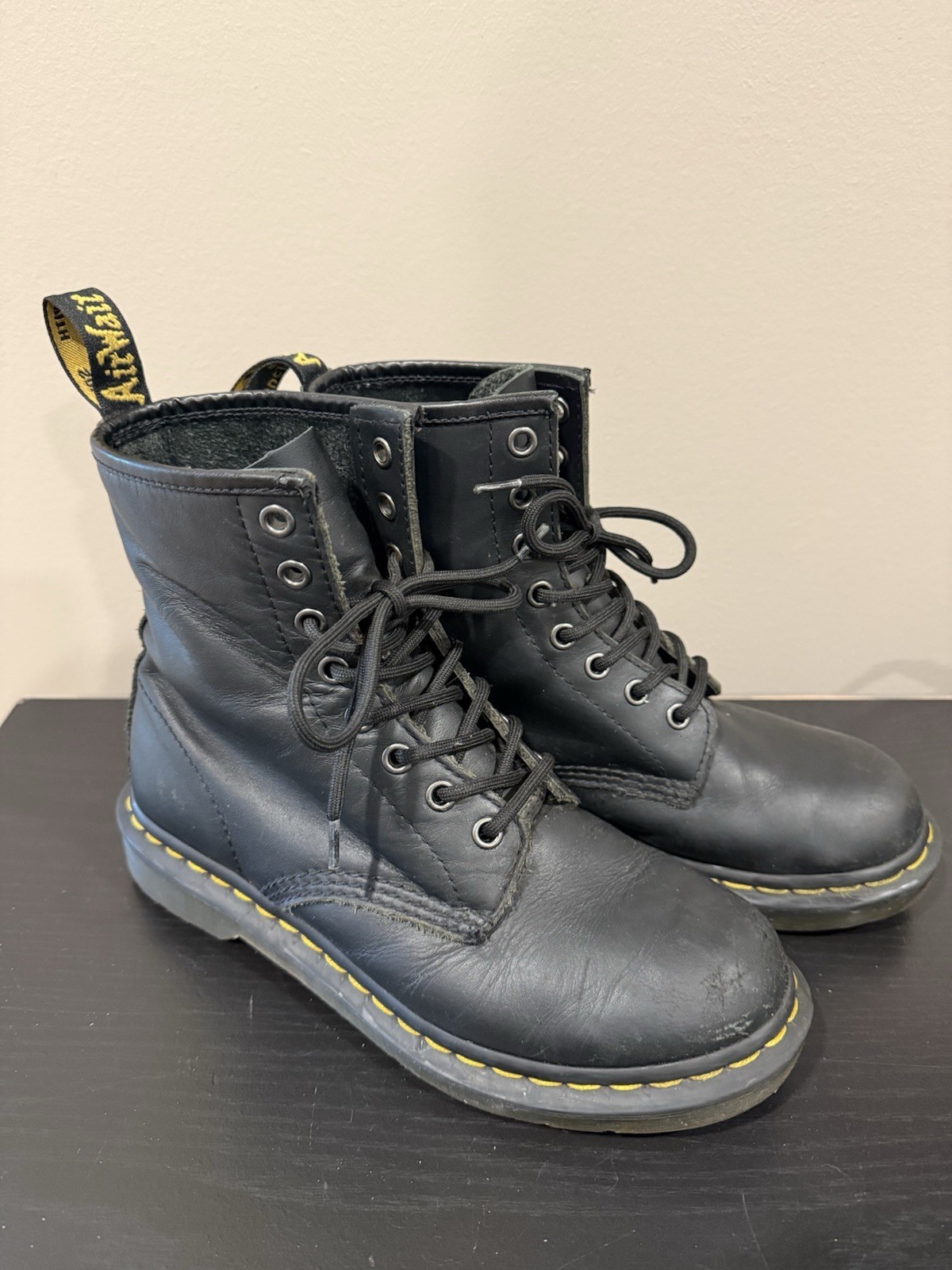 Dr. Martens Women’s Original Smooth Leather Lace Up Boots – Black, Size 7 US