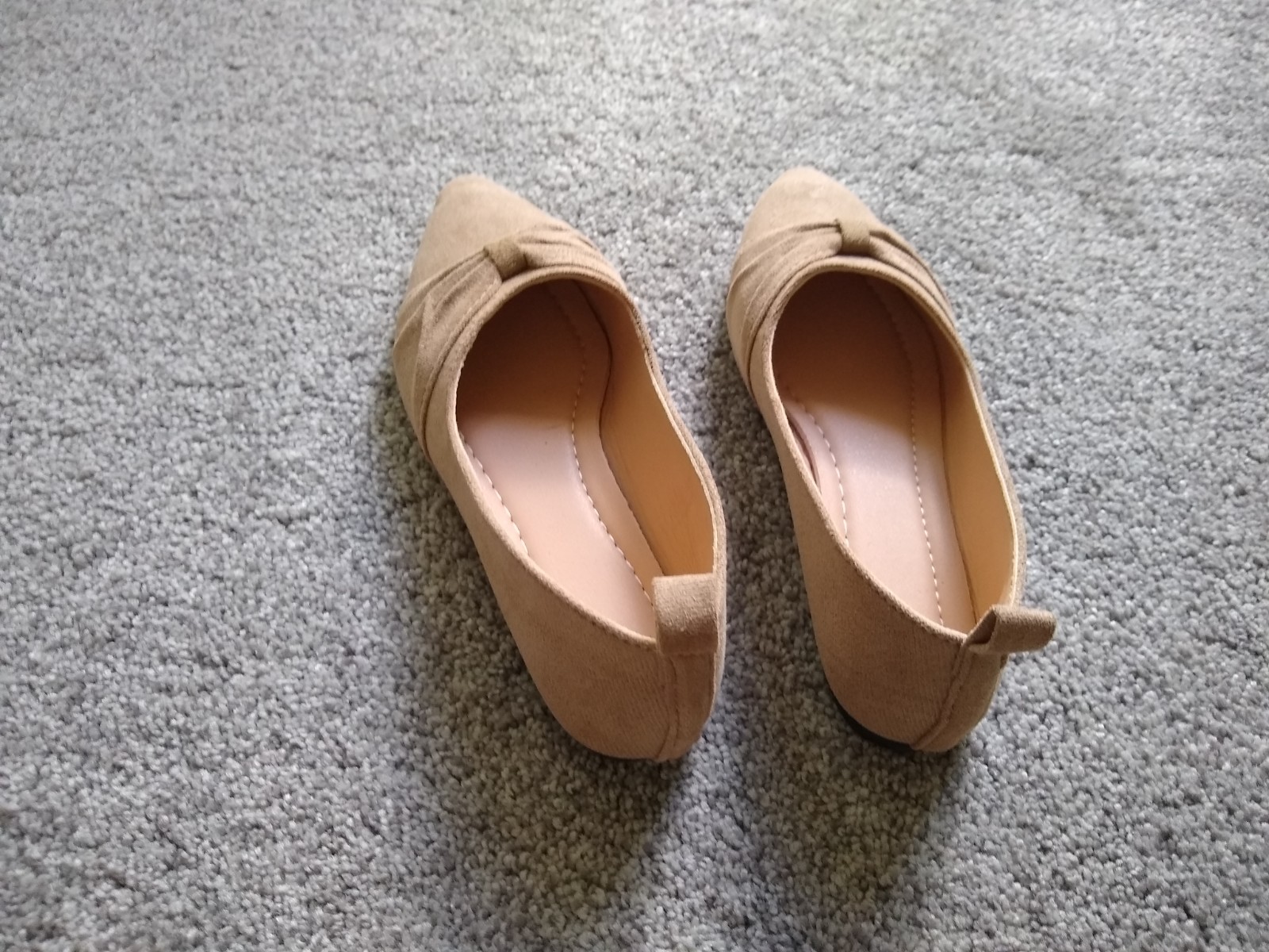 Tan Women’s shoes, Philippines style, size 6, no brand, very cute