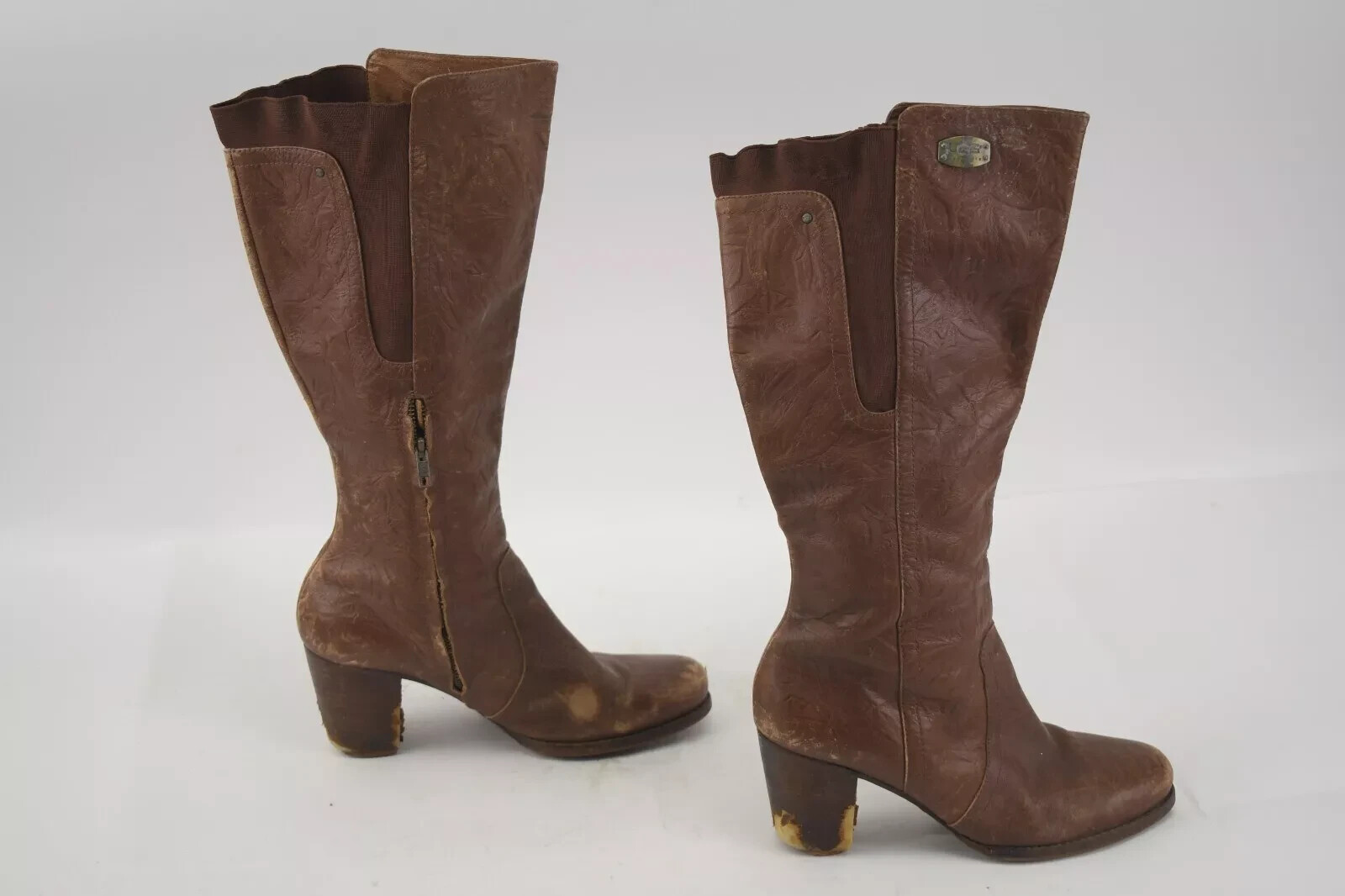 UGG Boots Women’s Size 10 Ashur Leather 5760 Bohemian Cowgirl Western Hipster