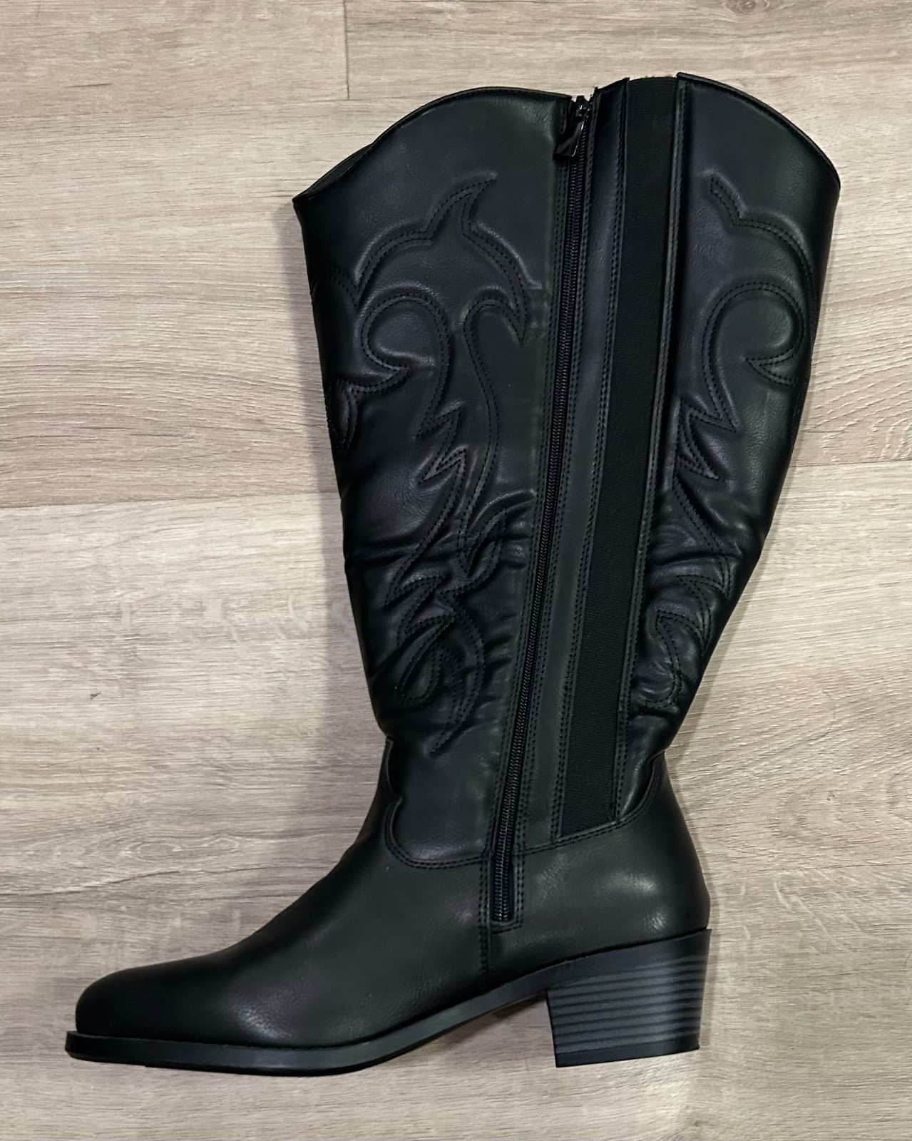 NEW ✨ Torrid Tall Western Knee Boot (Wide width and calf) size 8.5 Black