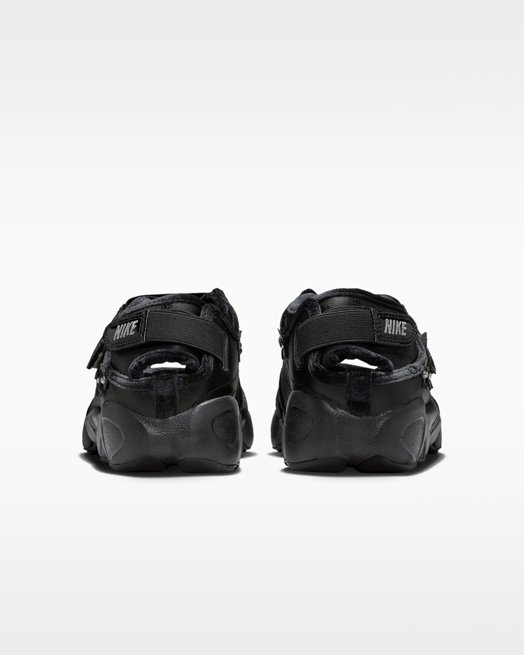 NIKE Women’s Air Rift IV5682-001 Black Wolf Grey Metallic Silver