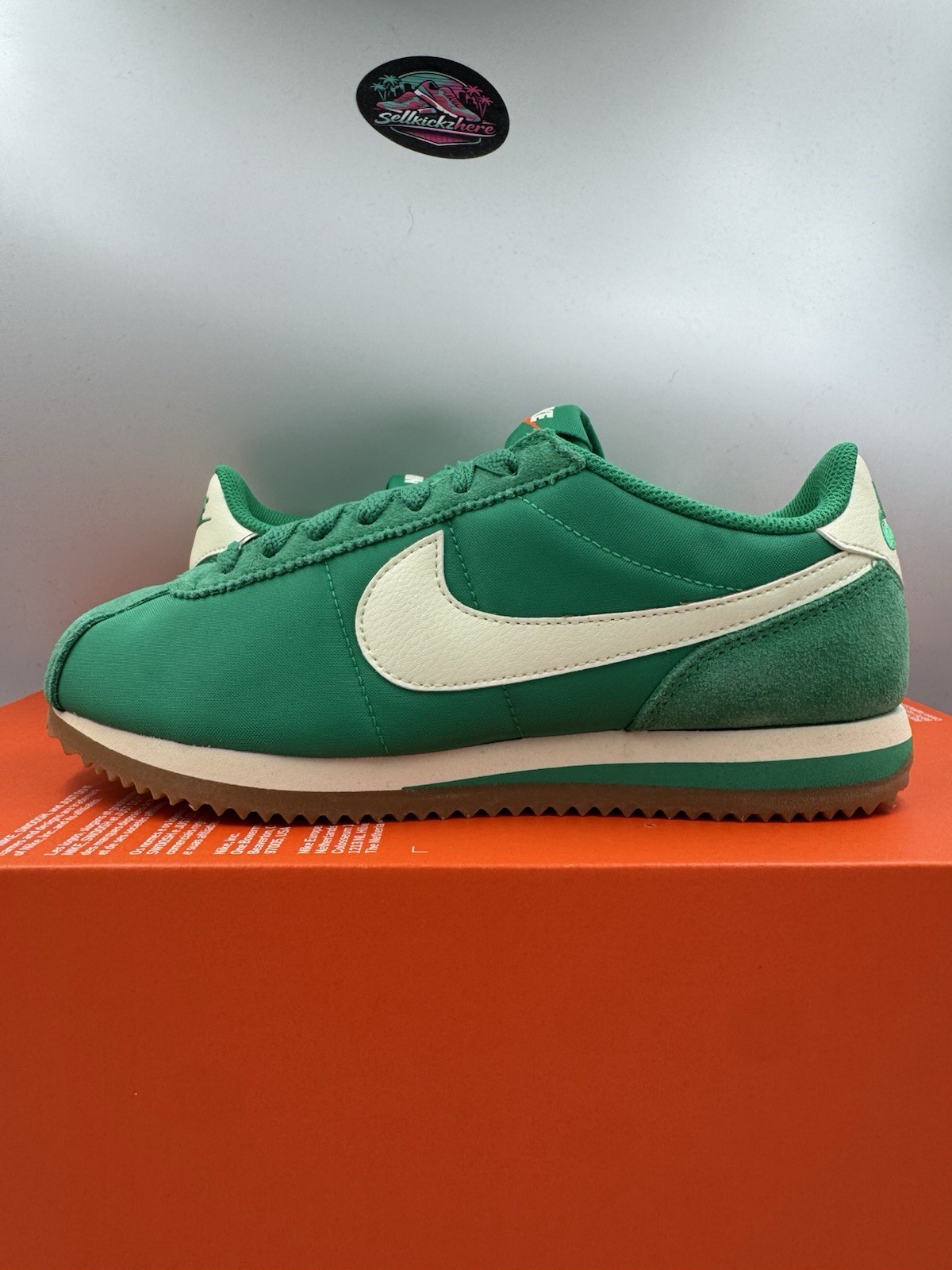 Nike Cortez TXT Stadium Green DZ2795-301 Size 7 Women
