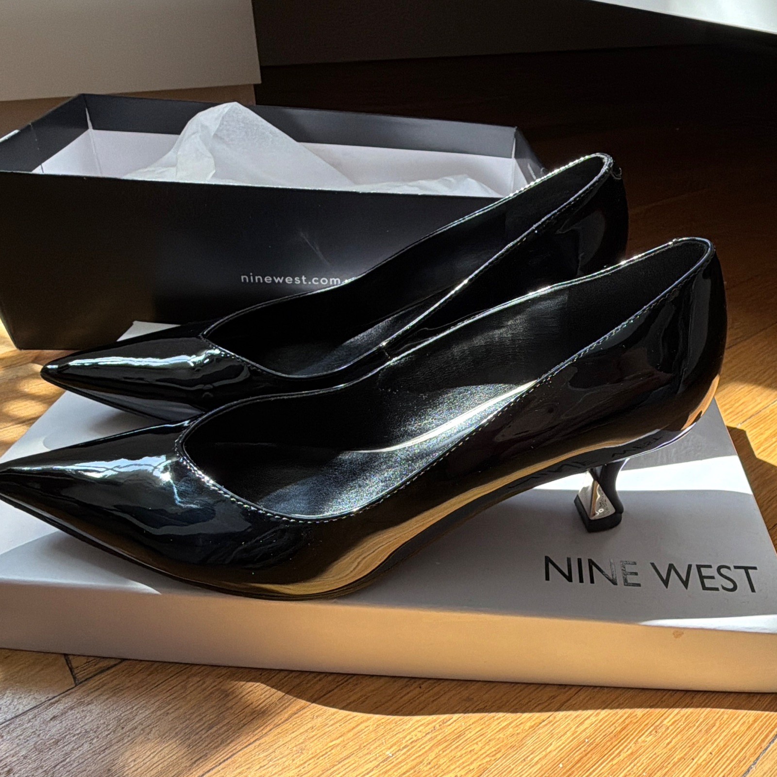 Nine West Women’s Black Patent Leather Pointed Toe Stiletto Pumps Size 6.5